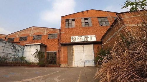 四川一處軍工廠,曾生產(chǎn)通訊設備屬國家一級保密,如今荒無人煙